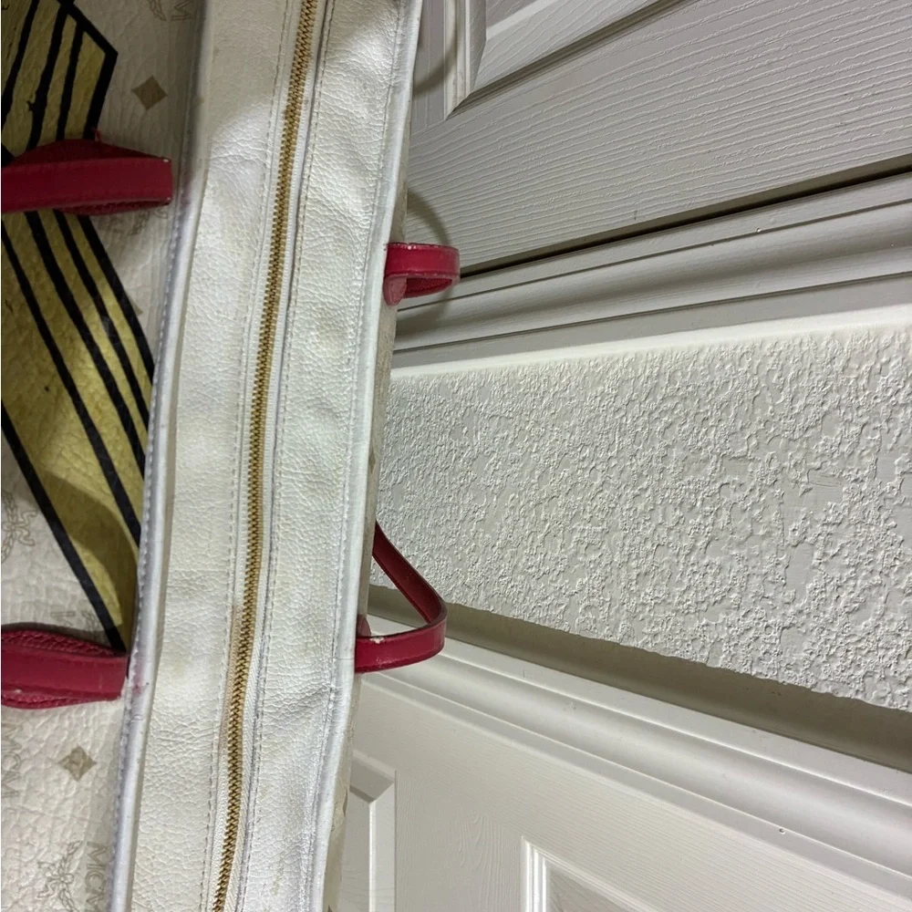 MCM White and Green Geometric Tote - Picture 4 of 10